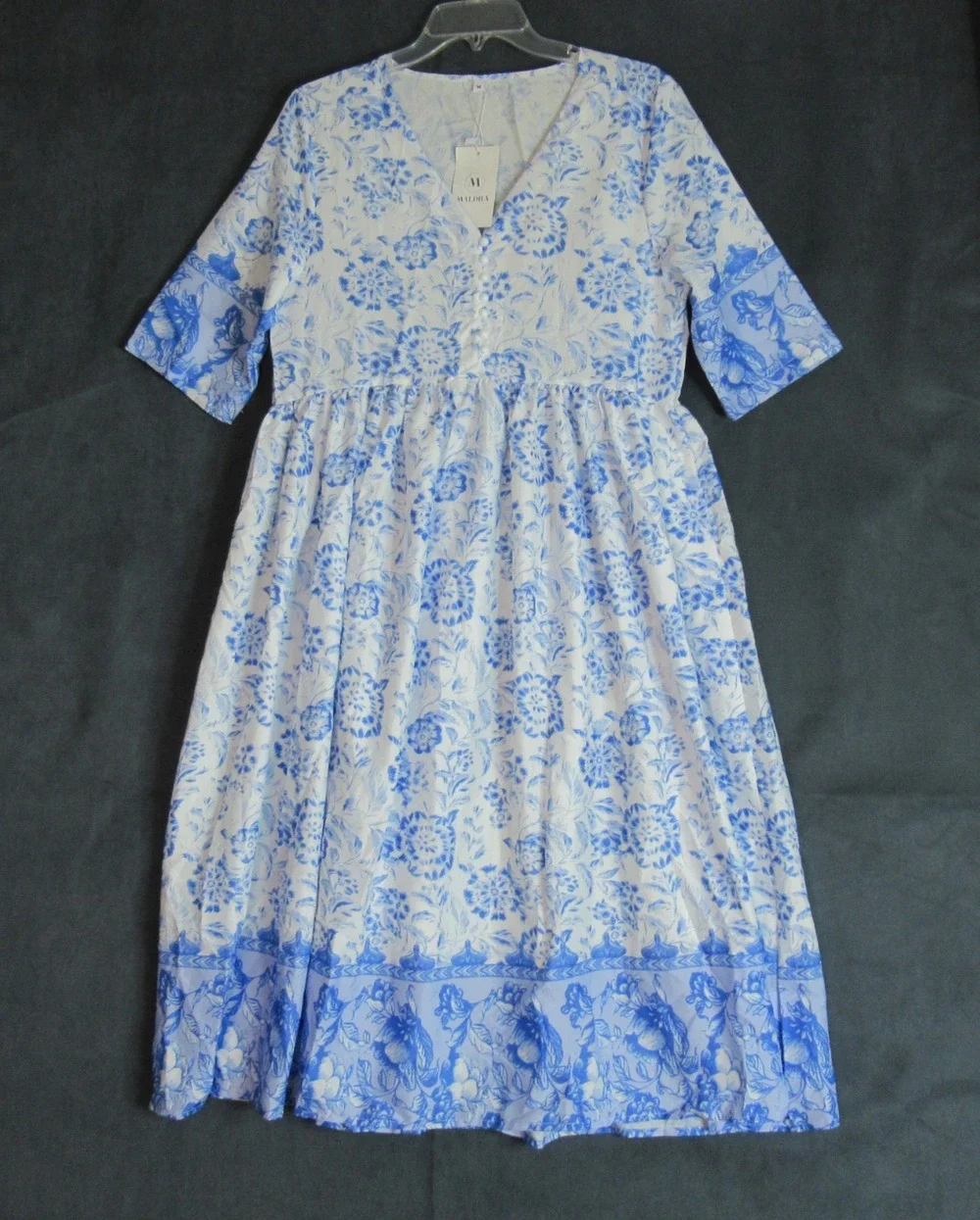 Maldila Dress Womens Size M White Blue Floral Maxi Boho Beach Resort Coastal NWT
